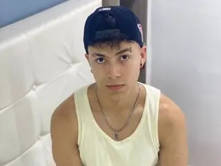 EduTwinkk pussy